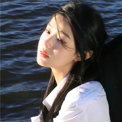 忧心忡忡